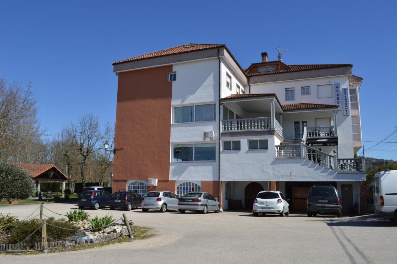 Hotel Os Caracoles Pereiro de Aguiar Luaran gambar