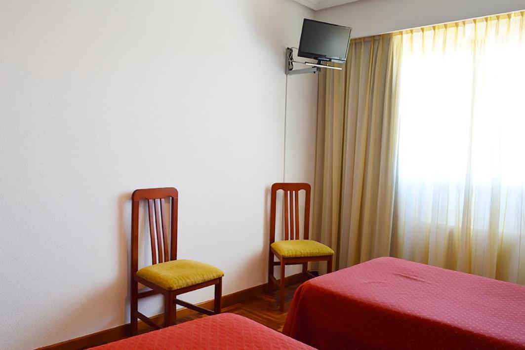 Hotel Os Caracoles Pereiro de Aguiar Luaran gambar